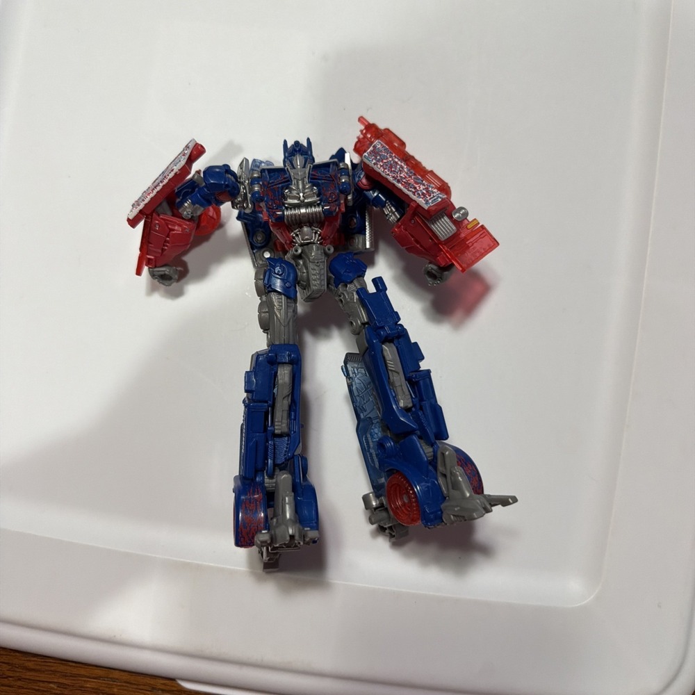 OPTIMUS PRIME Transformers The Last Knight TLK Voyager Class Toys R Us